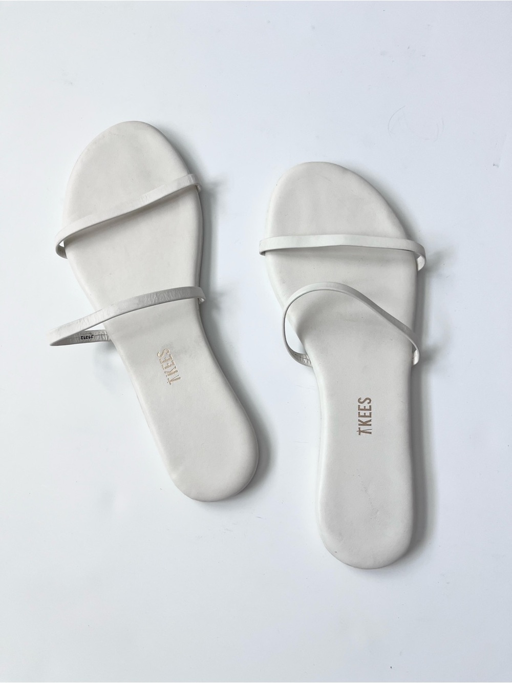 Tkees Sandals White Size 9